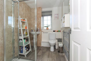 Photo 16- click for photo gallery